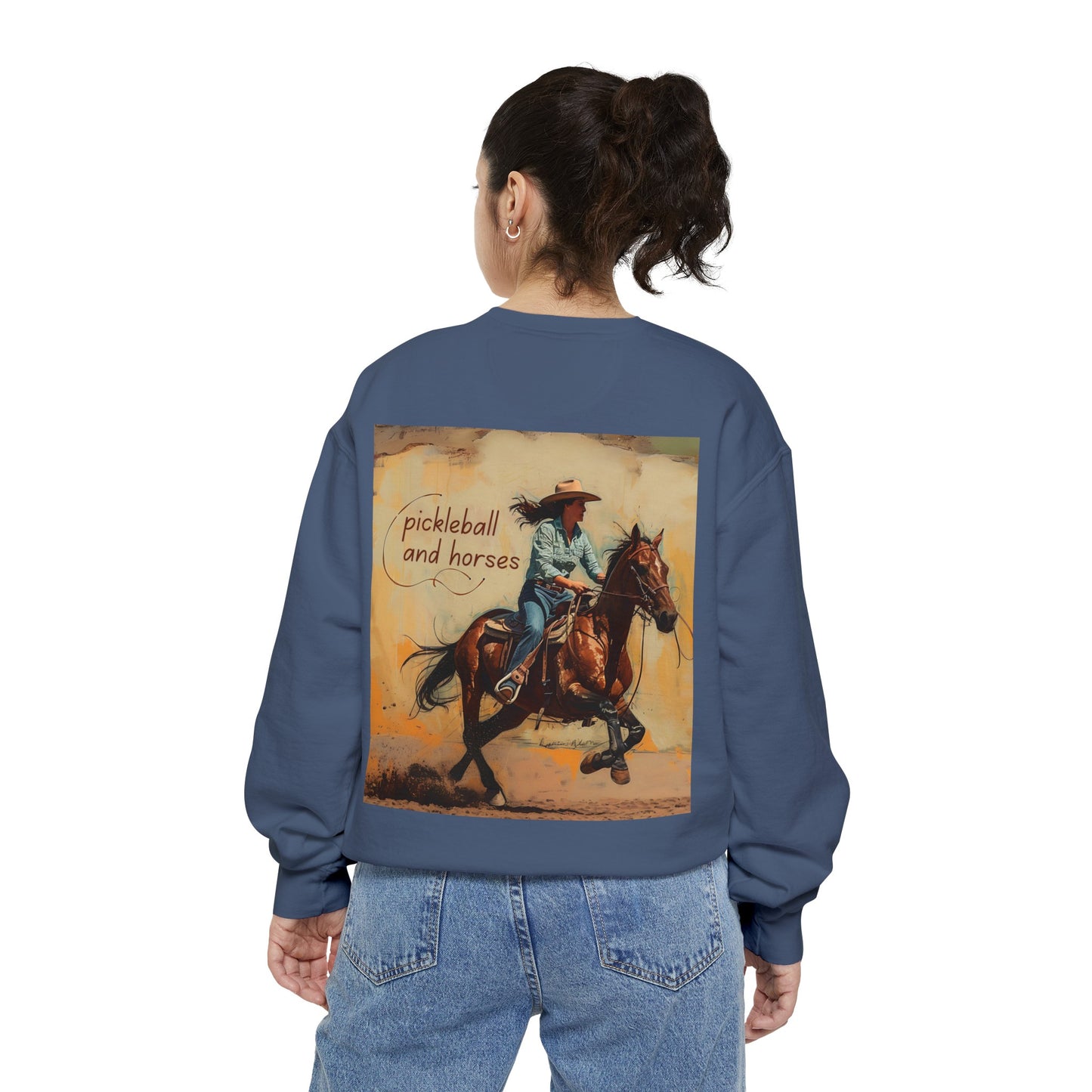 Classic Pickleball and Horses – Unisex Cozy Pickleball Sweatshirt